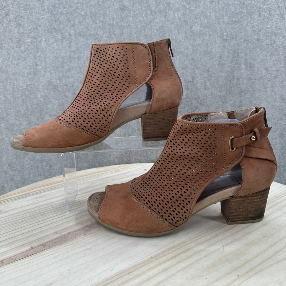 Earth Ivy Sahara Wide Booties Womens 10 Sand Brown Perforated Peep Toe